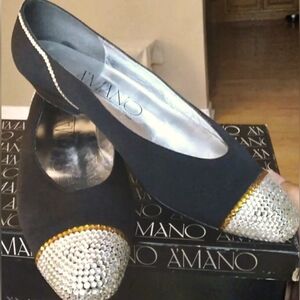 A'MANO USA Black Flats Silver/Yellow Rhinestone Accent 8M
